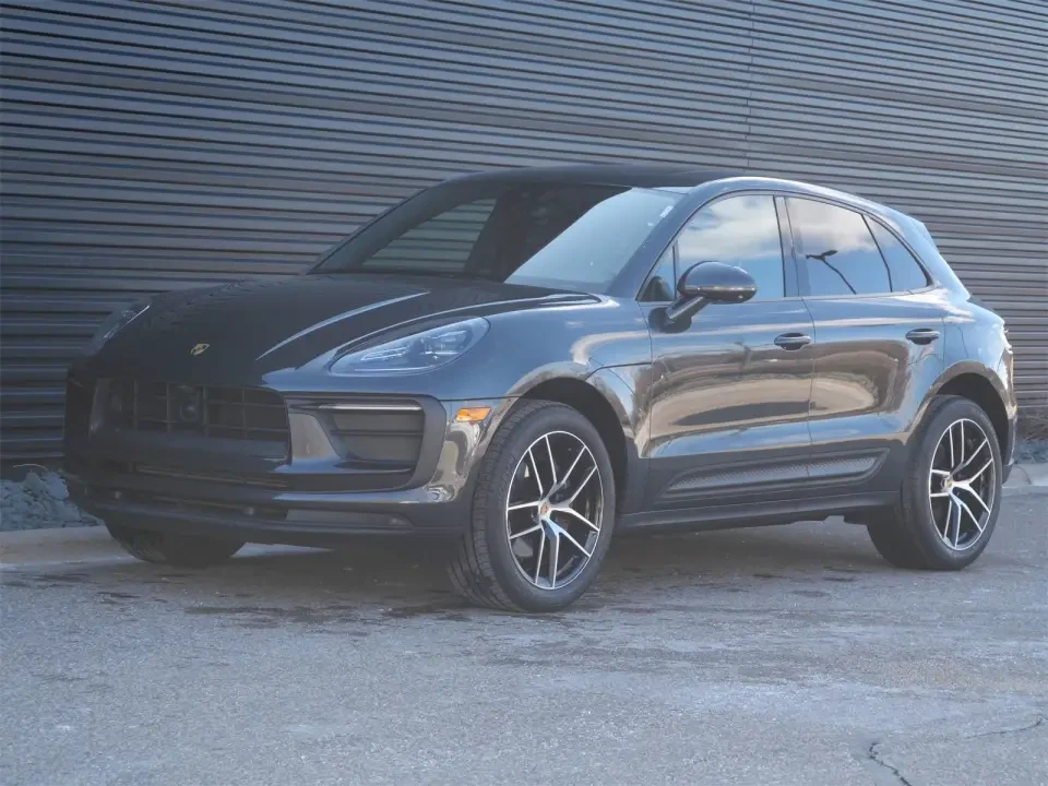 2022 Porsche Macan S - Image 7 of 9
