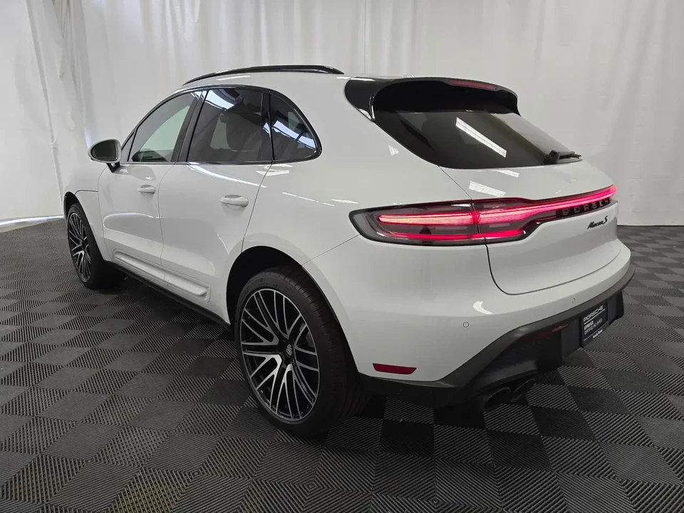 2022 Porsche Macan S - Image 3 of 6