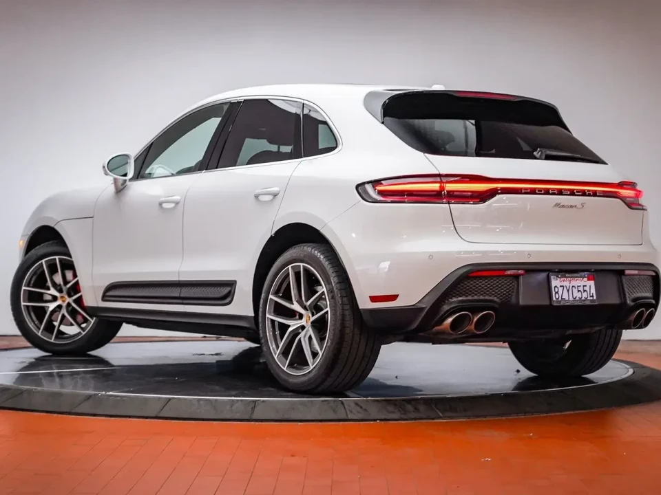 2022 Porsche Macan S - Image 3 of 6