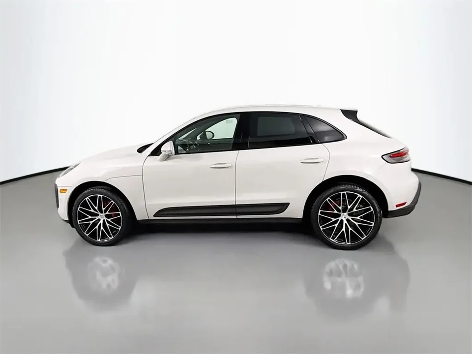 2022 Porsche Macan S - Image 2 of 6