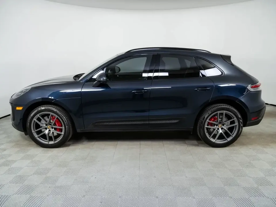 2022 Porsche Macan S - Image 2 of 8