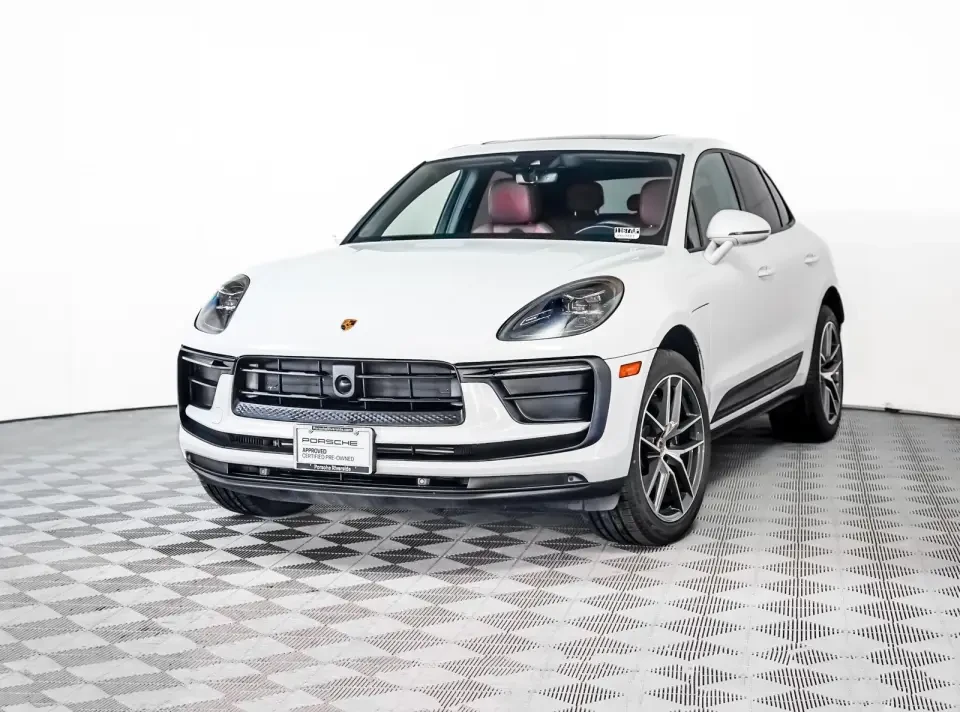 2022 Porsche Macan S - Image 11 of 13