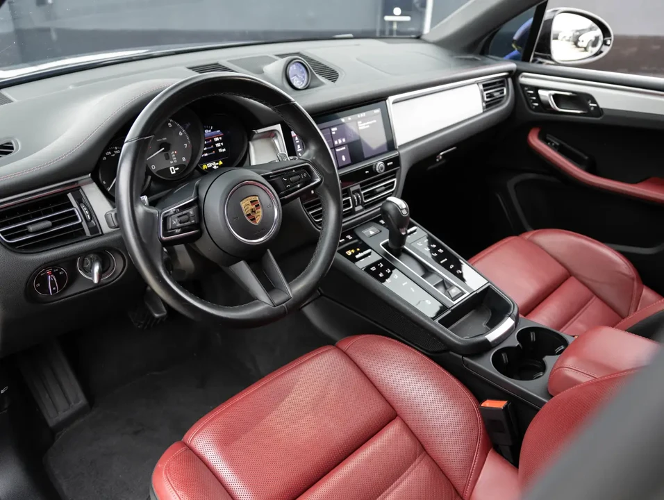 2022 Porsche Macan S - Image 4 of 8