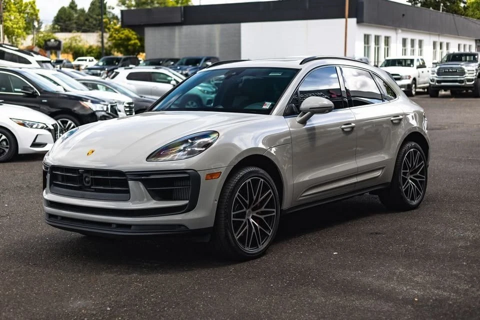2022 Porsche Macan S - Image 4 of 20