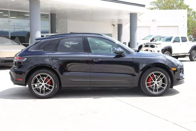 2022 Porsche Macan S - Image 7 of 20