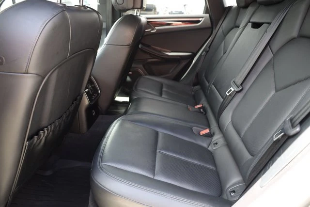 2022 Porsche Macan S - Image 17 of 20