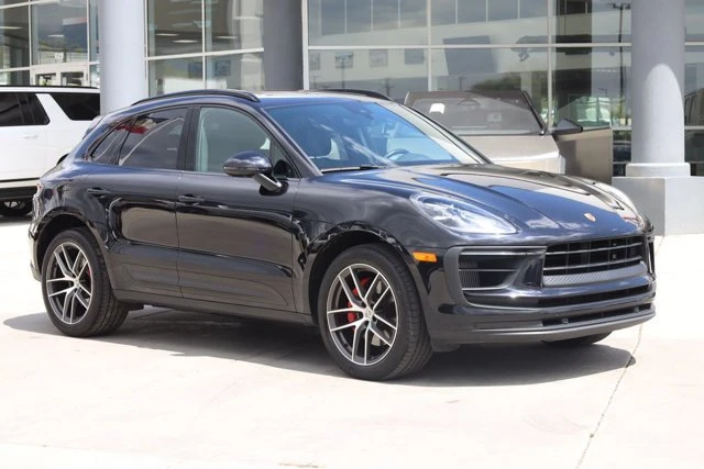 2022 Porsche Macan S - Image 8 of 20