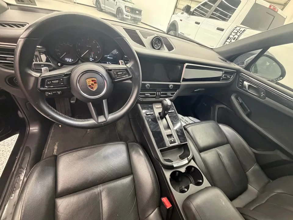 2022 Porsche Macan S - Image 6 of 7