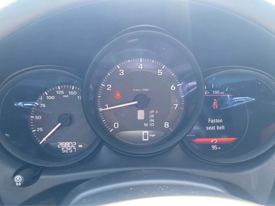 2022 Porsche Macan S - Image 8 of 14