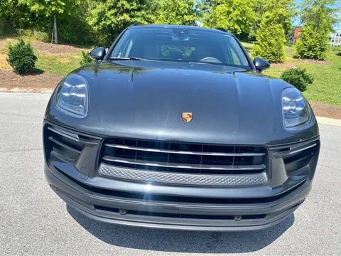 2022 Porsche Macan S Sport Utility 4D
