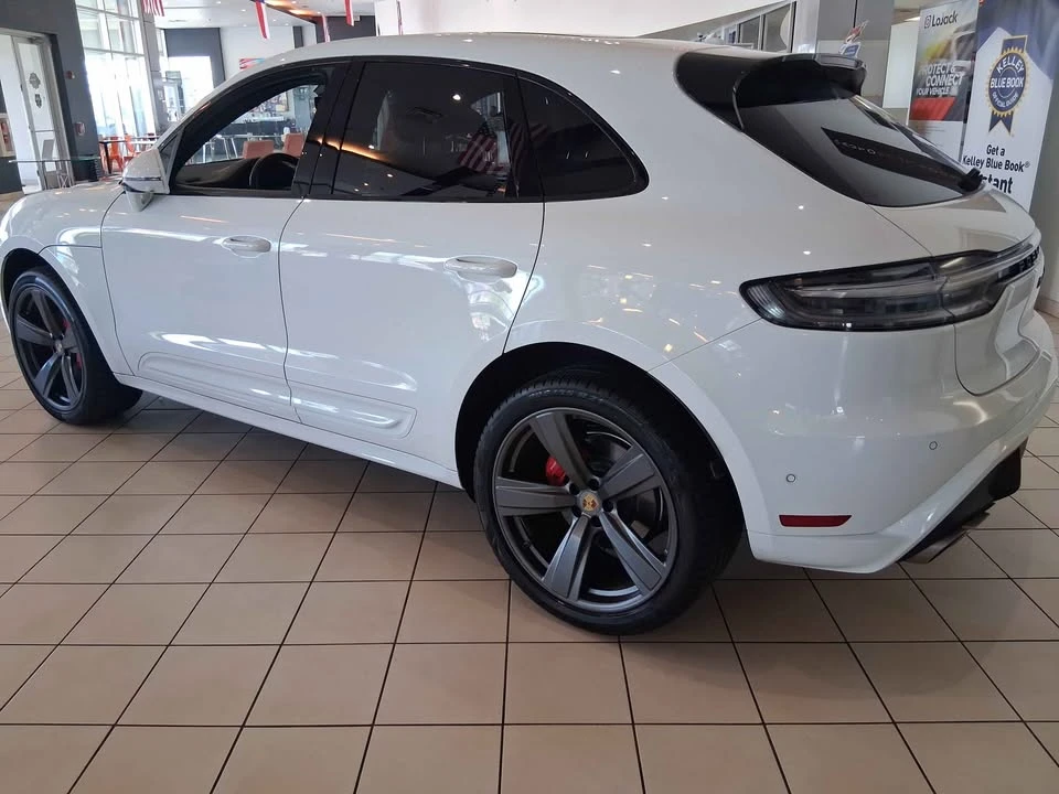 2022 Porsche Macan S - Image 2 of 4