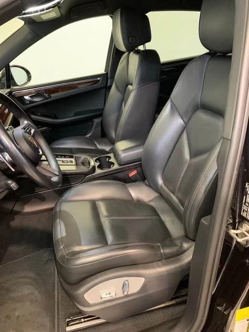 2022 Porsche Macan S - Image 13 of 20