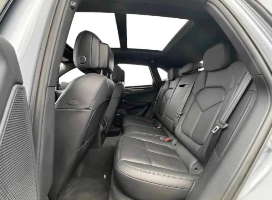 2022 Porsche Macan S - Image 11 of 16