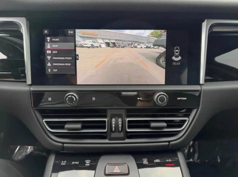 2022 Porsche Macan S - Image 15 of 16