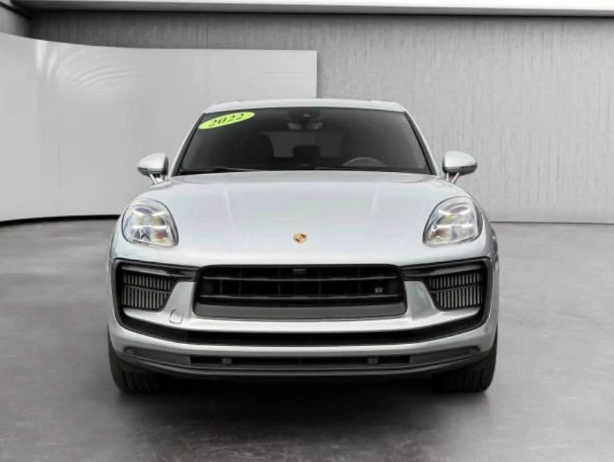 2022 Porsche Macan S - Image 8 of 16