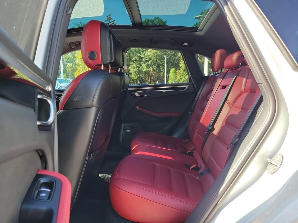2022 Porsche Macan S - Image 7 of 13