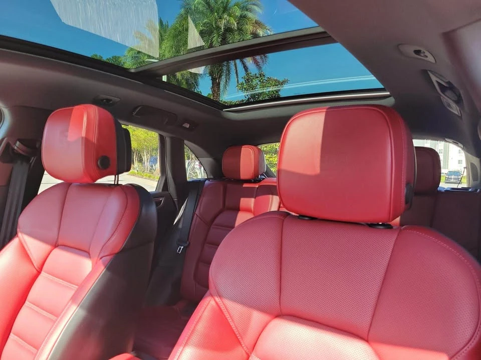 2022 Porsche Macan S - Image 8 of 13
