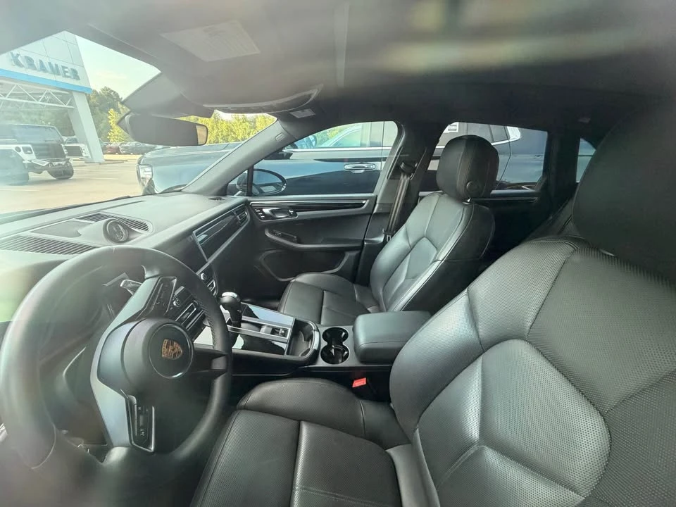 2022 Porsche Macan S - Image 5 of 6
