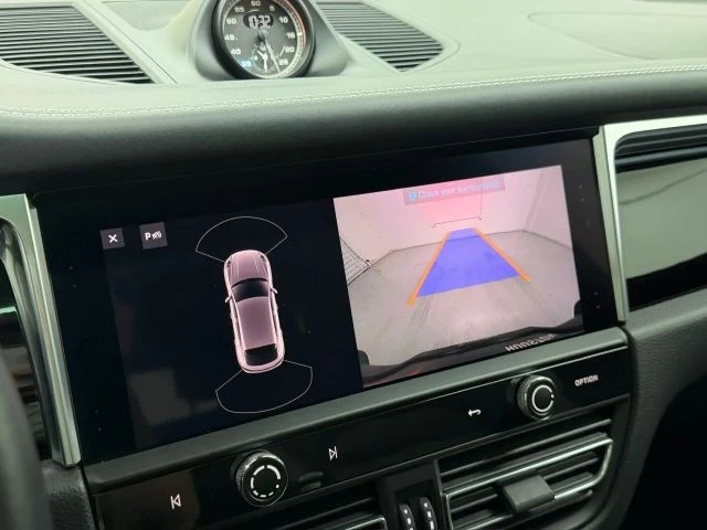2022 Porsche Macan S - Image 31 of 31