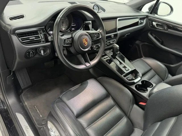 2022 Porsche Macan S - Image 10 of 31