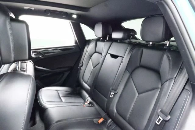 2022 Porsche Macan S - Image 3 of 12