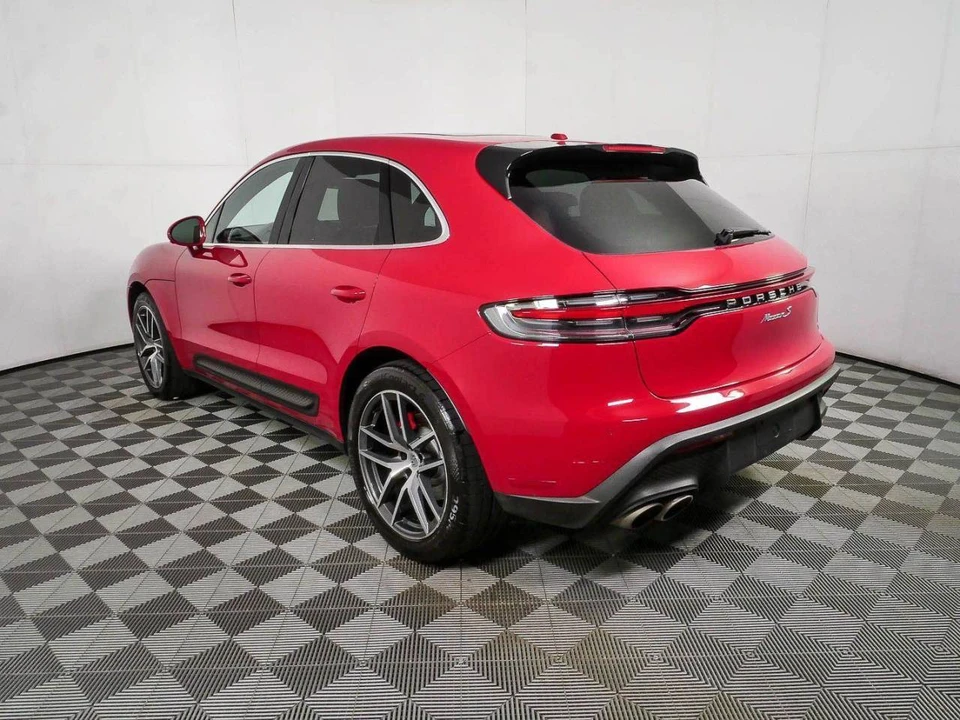2022 Porsche Macan S - Image 3 of 5