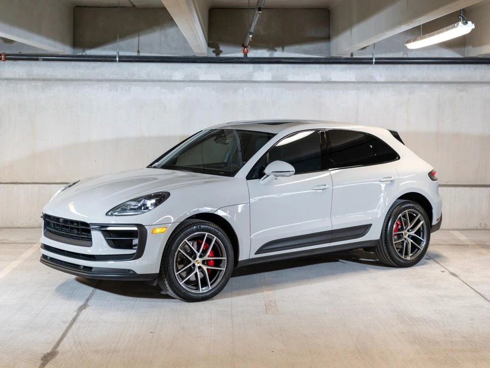 2022 Porsche Macan S - Image 2 of 31