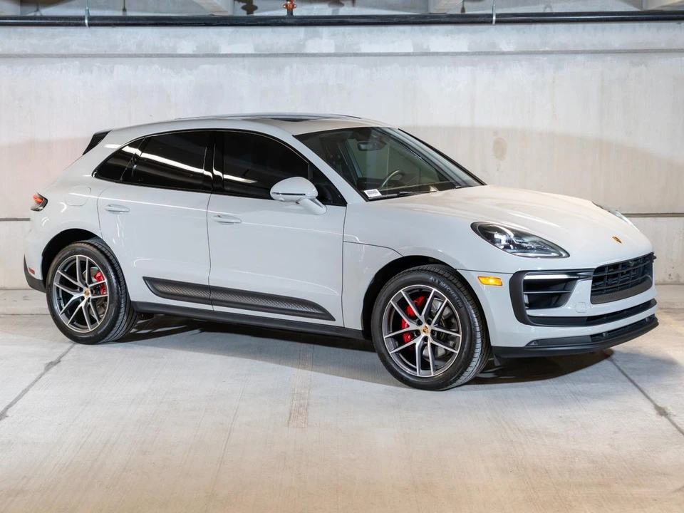 2022 Porsche Macan S - Image 8 of 31