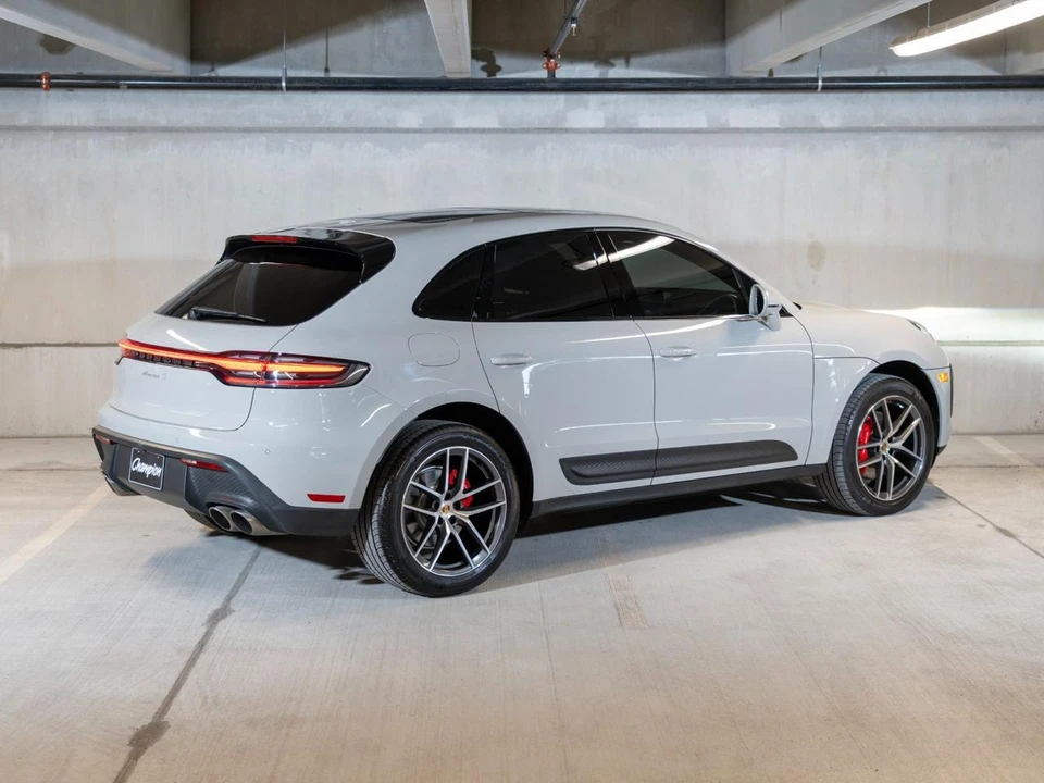 2022 Porsche Macan S - Image 10 of 31