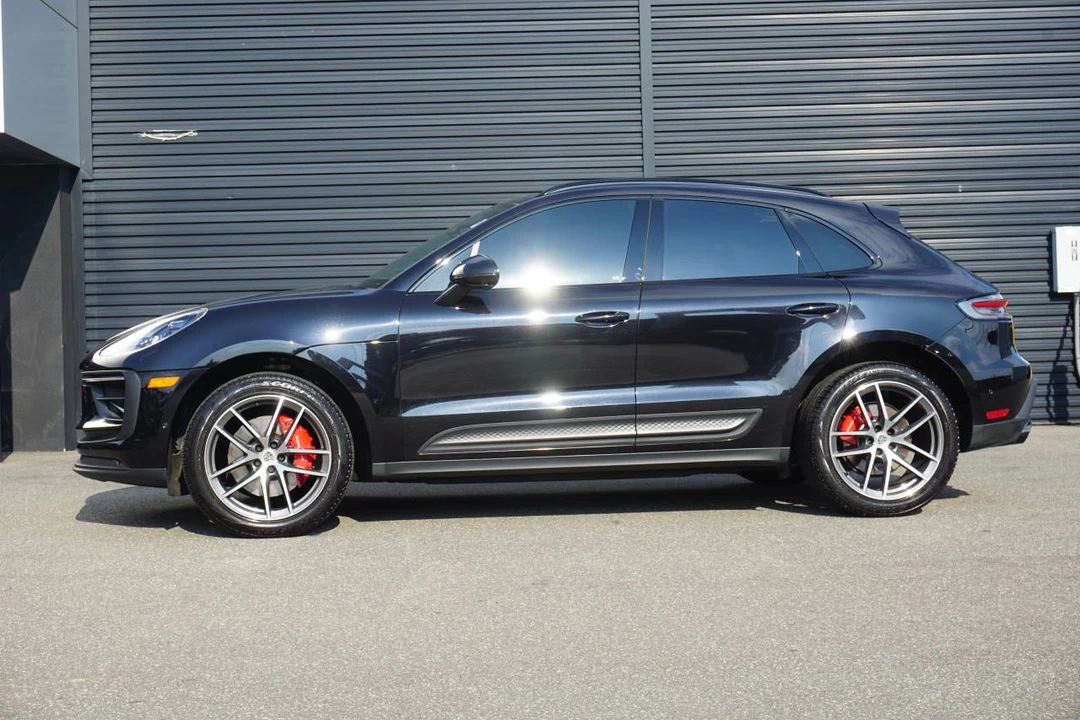 2022 Porsche Macan S - Image 2 of 5