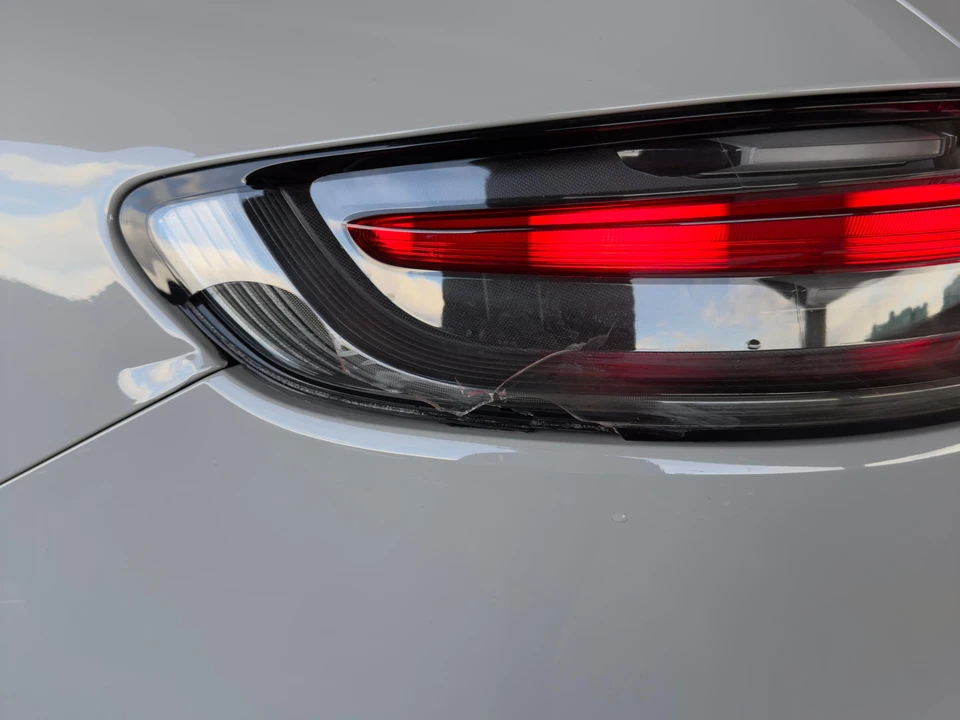 2022 Porsche Macan S - Image 9 of 31