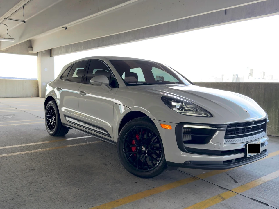 2022 Porsche Macan S - Image 8 of 31