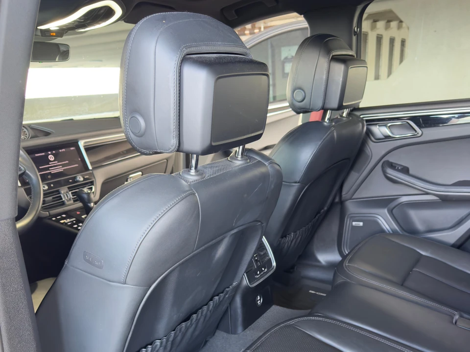 2022 Porsche Macan S - Image 20 of 31