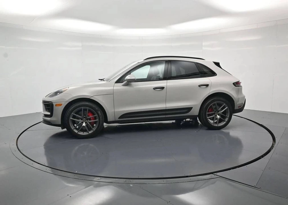 2022 Porsche Macan S - Image 2 of 5