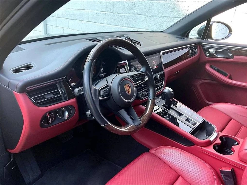 2022 Porsche Macan S - Image 4 of 5