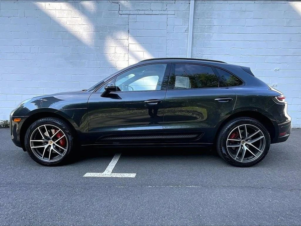 2022 Porsche Macan S - Image 2 of 5