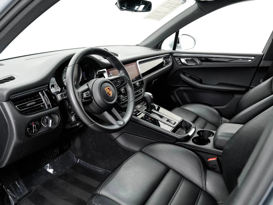 2022 Porsche Macan S - Image 4 of 5