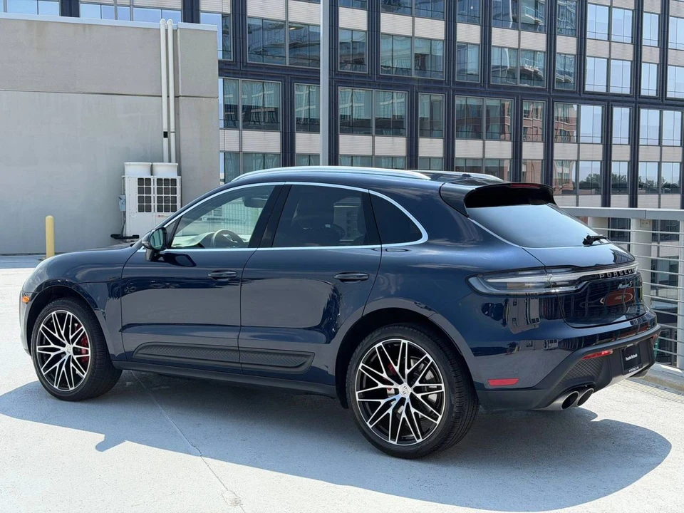 2022 Porsche Macan S - Image 3 of 5