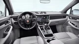 2022 Porsche Macan S - Image 25 of 31