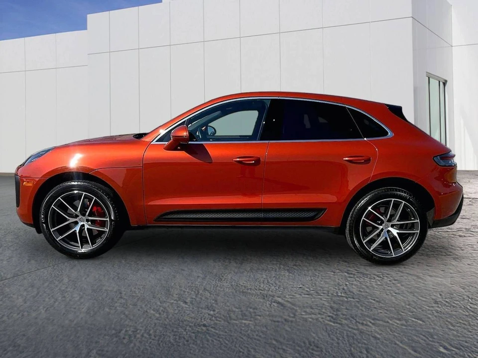 2022 Porsche Macan S - Image 2 of 5