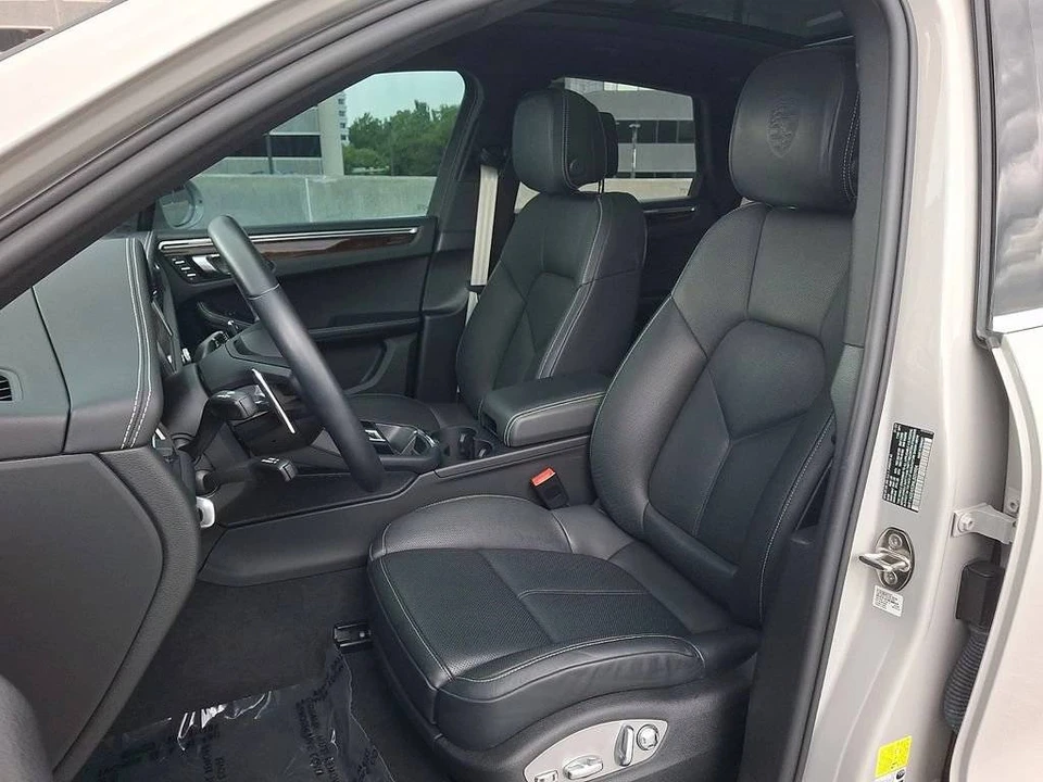 2022 Porsche Macan S - Image 5 of 5