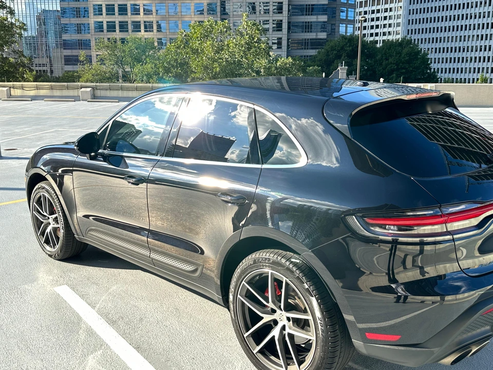 2022 Porsche Macan S - Image 18 of 31