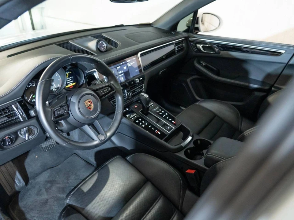 2022 Porsche Macan S - Image 4 of 5