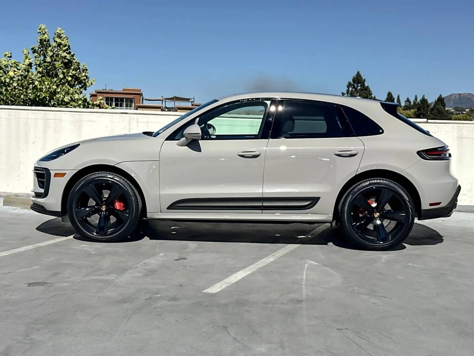 2022 Porsche Macan S - Image 2 of 5