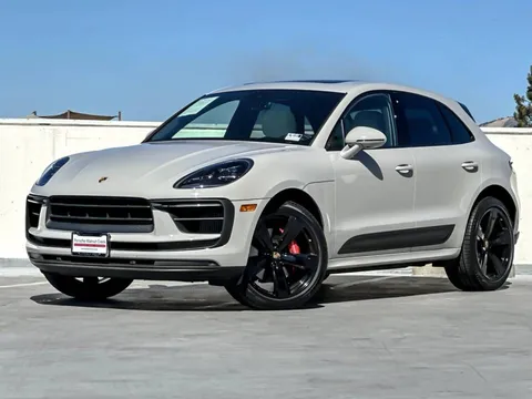 2022 Porsche Macan S