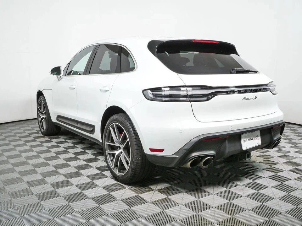 2022 Porsche Macan S - Image 3 of 5