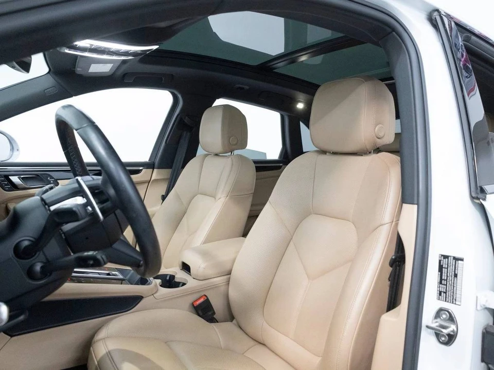 2022 Porsche Macan S - Image 5 of 5