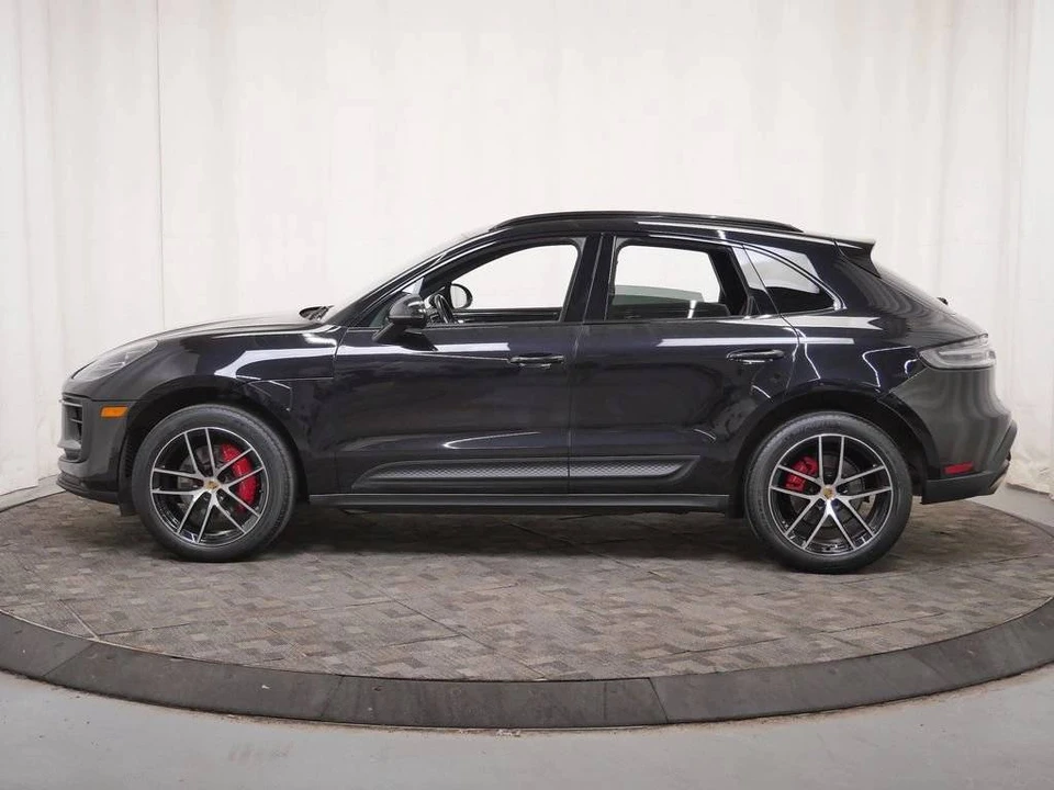 2022 Porsche Macan S - Image 2 of 5