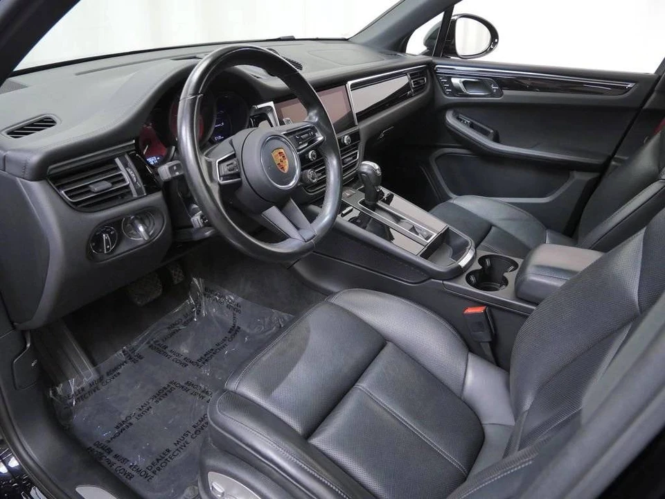 2022 Porsche Macan S - Image 4 of 5
