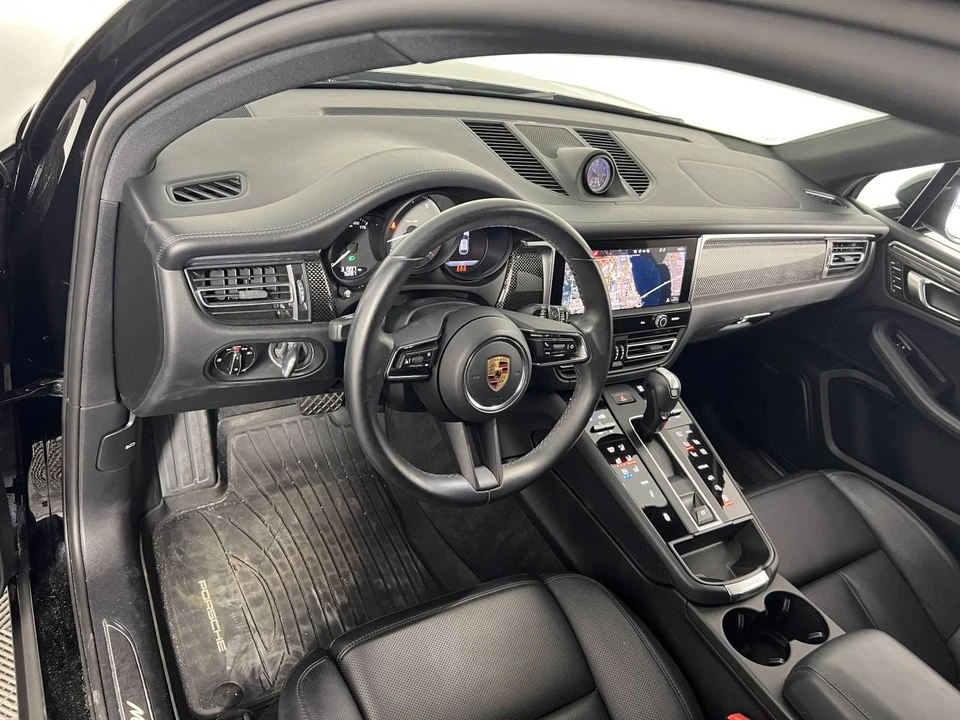 2022 Porsche Macan S - Image 4 of 5